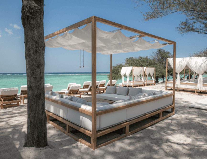 Santi Beach (Cabana)